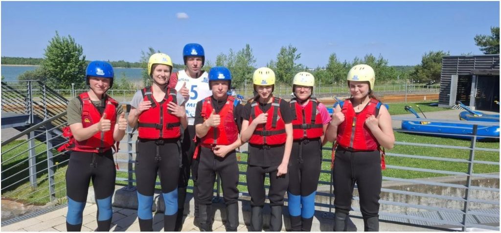 Das aktuelle Bild hat keinen Alternativtext. Der Dateiname ist: Rafting-Bild1.jpg